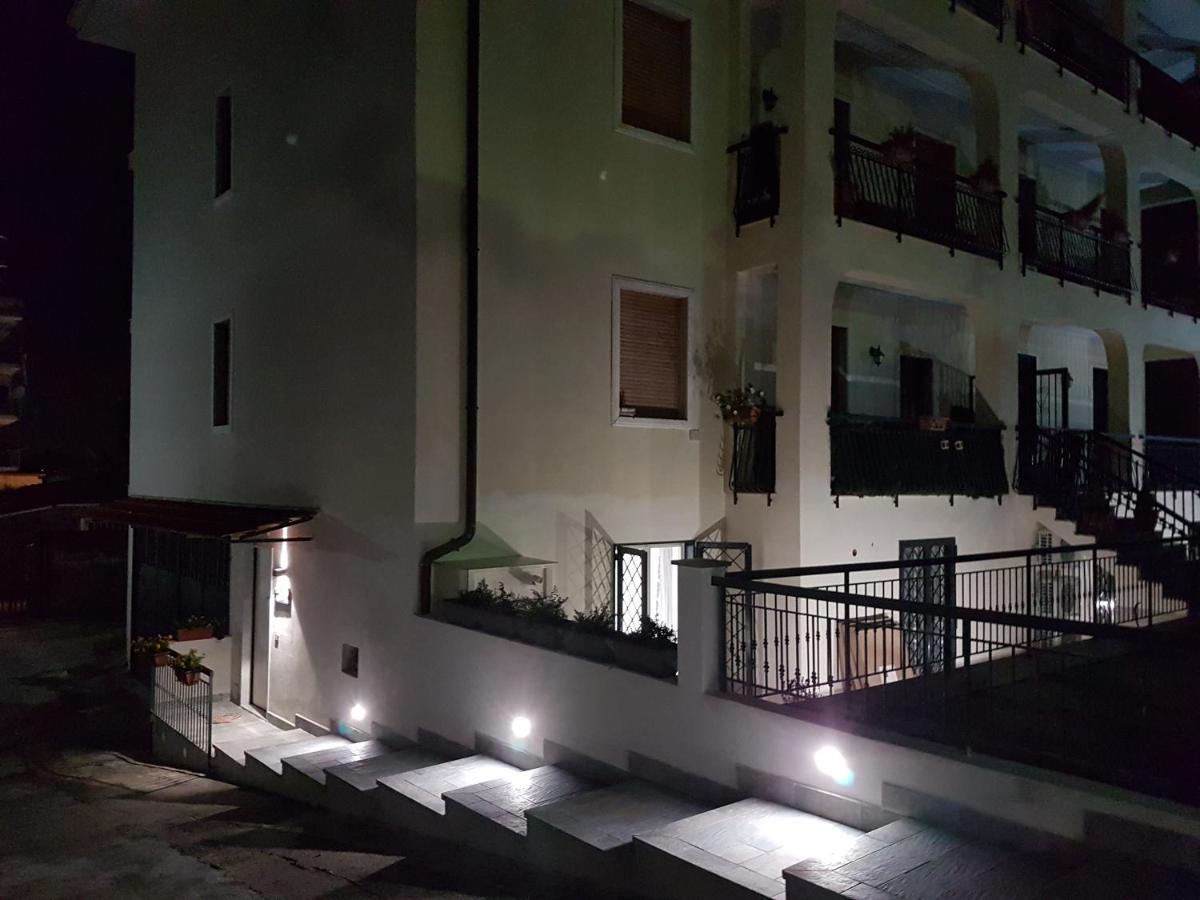 كاستيلاّماري دي ستا Mareluna B&B المظهر الخارجي الصورة